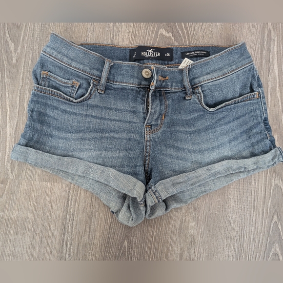 Hollister Denim Shorts - Picture 1 of 3